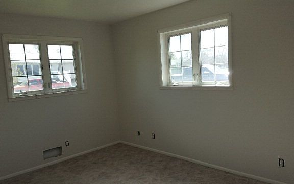 2nd image of 325 E 5 N