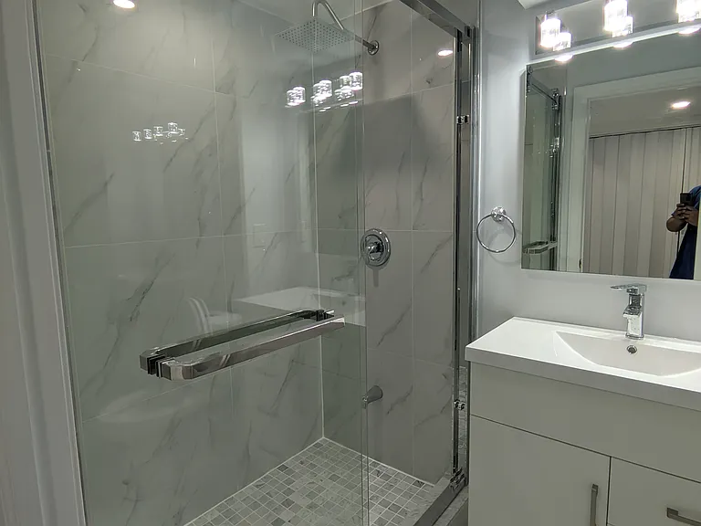 51 Britannia Ave E — Photo 14
