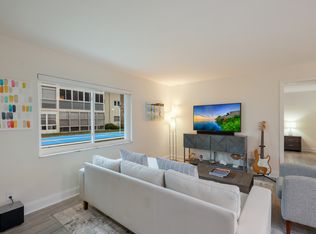 3751 S School Ave, Sarasota, FL 34239