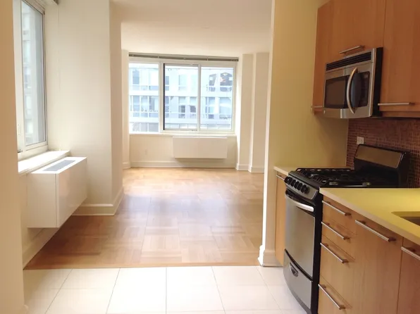 400 West 63rd Street image 1 of 8