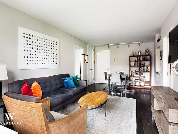 2nd image of 510 E 80th St APT 5C