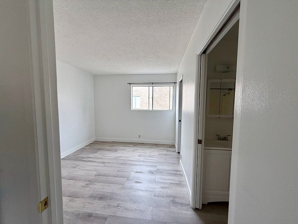 1st image of 8845 Mira Mesa Blvd APT 7