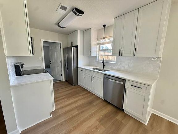 5th image of 356 Echo Cir