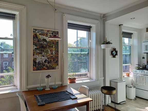 2nd image of 388 Degraw St #3