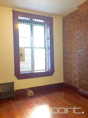 Rented by Point NYC | media 49