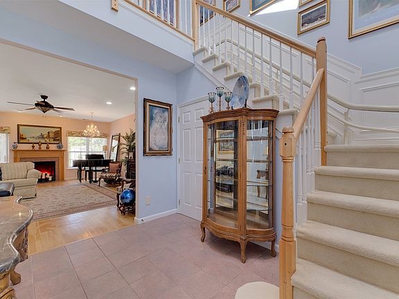 3rd image of 111 Willow Wood Dr #111