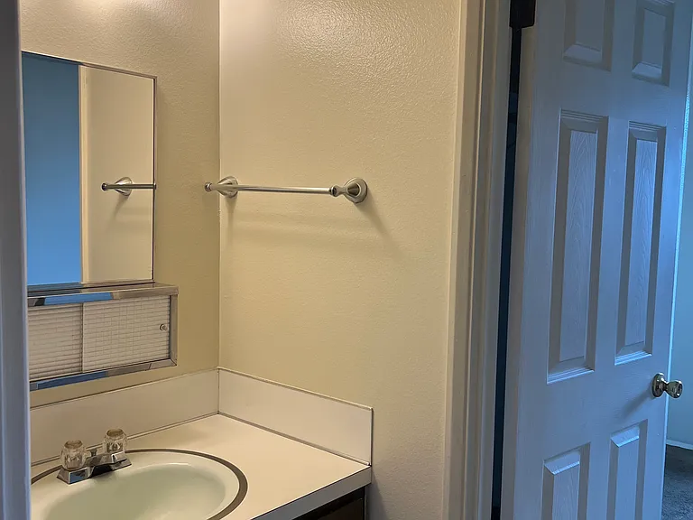 4720 Merlin St — Photo 11
