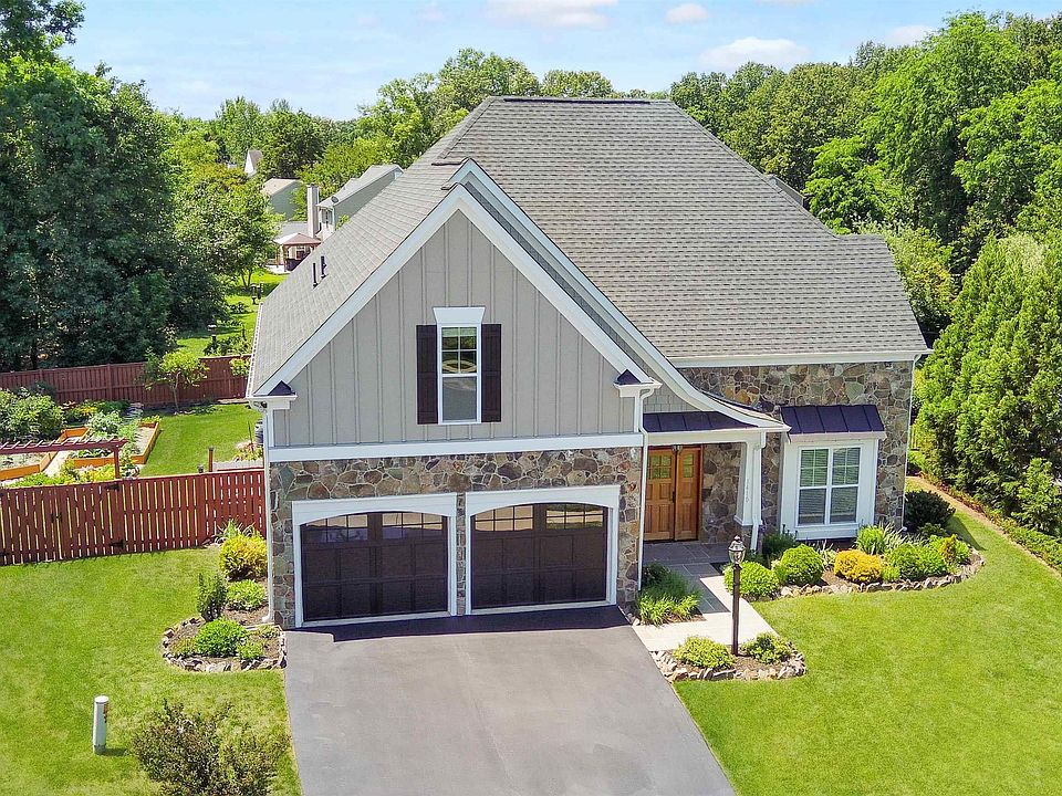 1st image of 1410 Hillbrook Ct