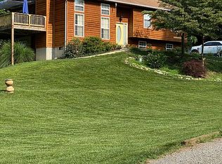 3814 Fairway Dr, Chesapeake Beach, MD 20732