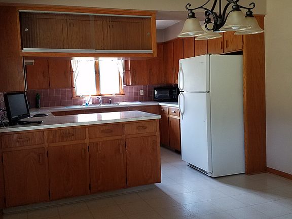 2nd image of 6763 James St