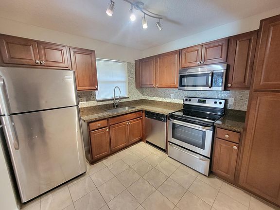 3rd image of 2539 NW 49 Terrace #703