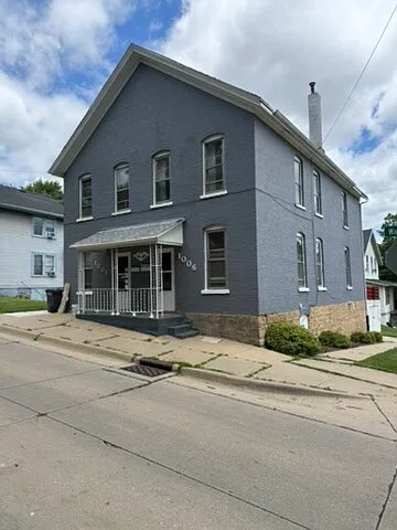 1006 Walnut Street - 1 — Photo 1