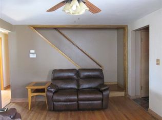 1347 W Commercial St, Appleton, WI 54914