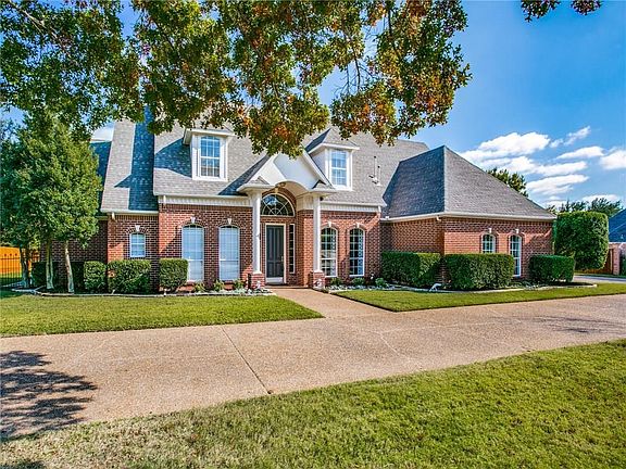 2nd image of 1007 Southlake Hills Dr