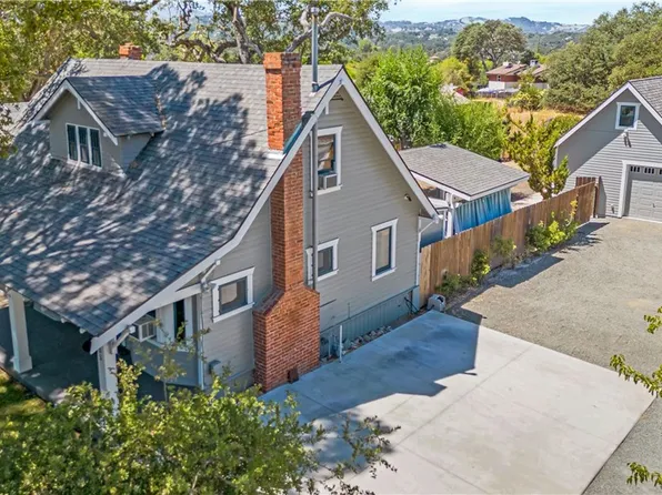 8955 Curbaril Ave, Atascadero, CA 93422