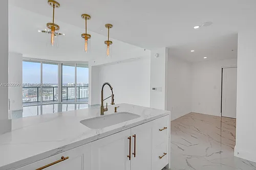 1900 N Bayshore Dr #3716 Photo 1