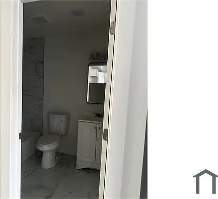 2 bed, $1,700 — Photo 3