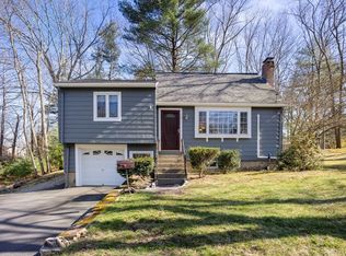 52 Chute Rd, Dedham, MA 02026