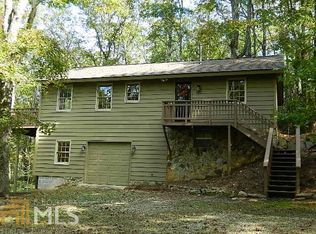 521 Beechwood Dr, Cleveland, GA 30528