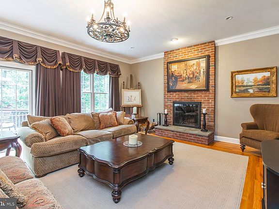 5th image of 3 Heatherwood Dr