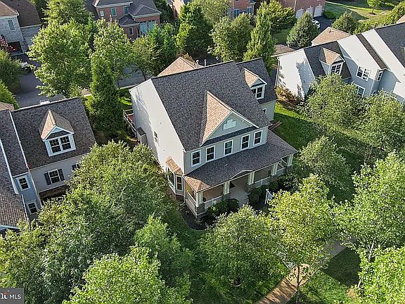 5th image of 23066 Bronstein Ln
