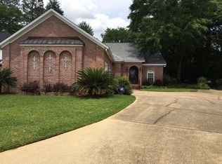 10 Ballestone Ct, Dothan, AL 36301