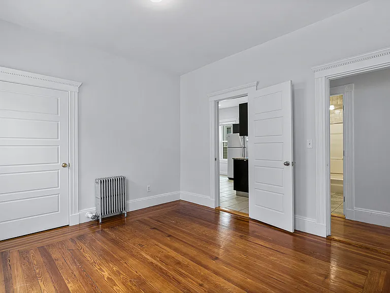35 Harbor View St #3 — Photo 7