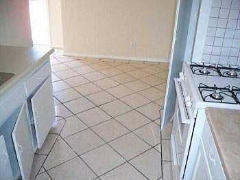 4th image of 3136 Cagle St