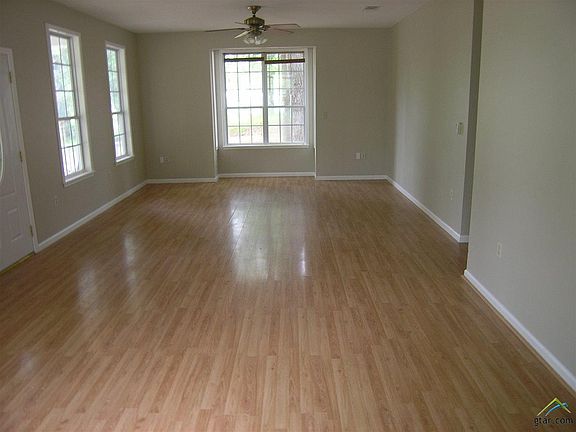 4th image of 10087 E Lakeshore Dr