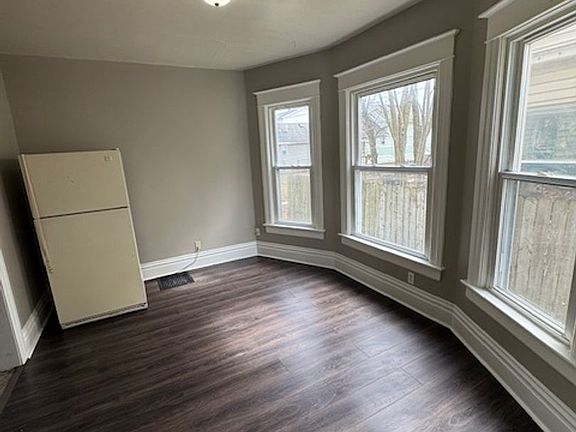 3rd image of 1716 Oakland St #1714