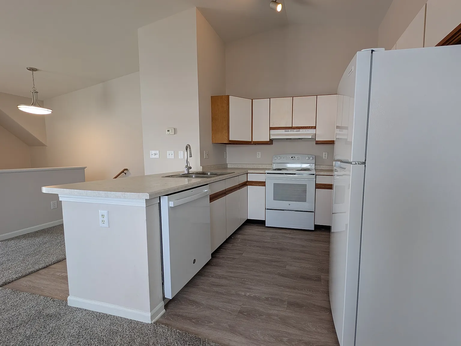 2 bed, $1,700 — Photo 4