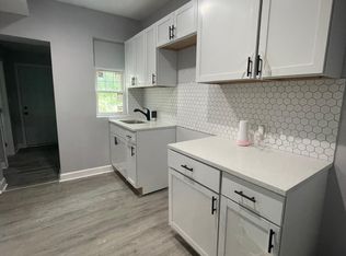 2922 Ridgewood Ave, Baltimore, MD 21215