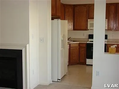 974 Nittany Ct — Photo 5