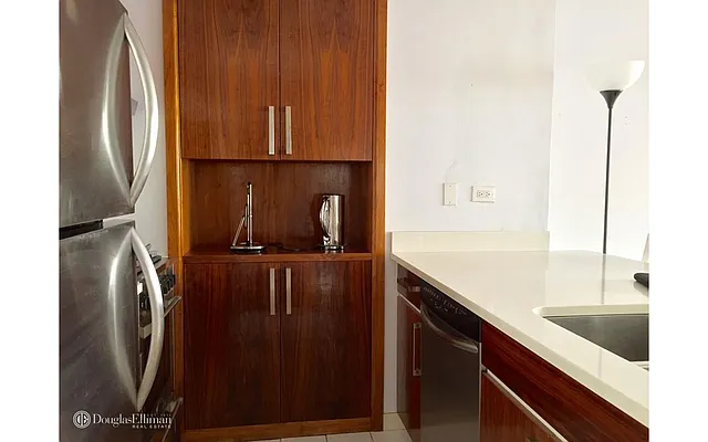 Rented by Douglas Elliman | media 28