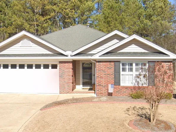 15 Indian Trace Dr NE, Rome, GA 30161