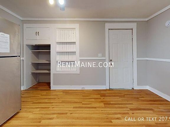 3rd image of 52 Hayes St #1