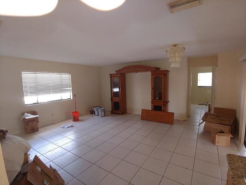 2nd image of 1362 SW Crest Ave