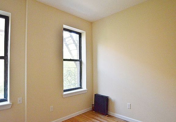 5th image of 446 W 164th St APT 10