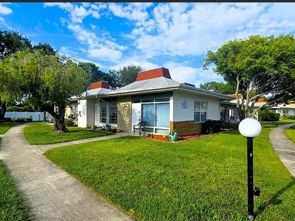 4373 Tahitian Gardens Cir, Holiday, FL 34691