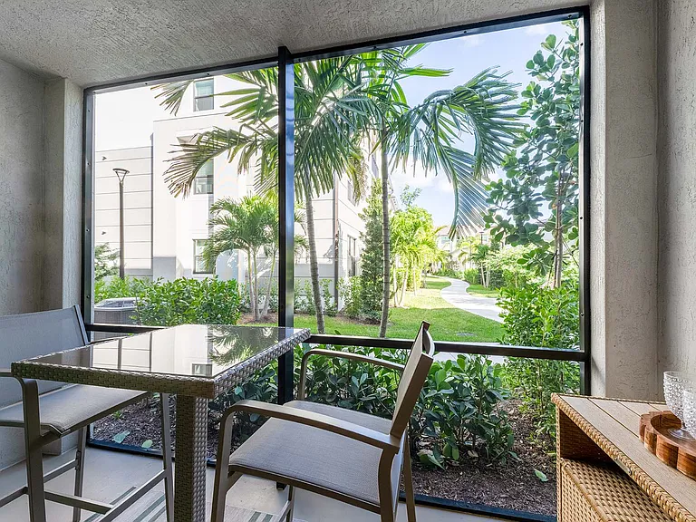 Mosaic Palms Apartments — Photo 17