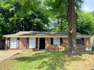 9012 Lone Oak Dr, Shreveport, LA 71118