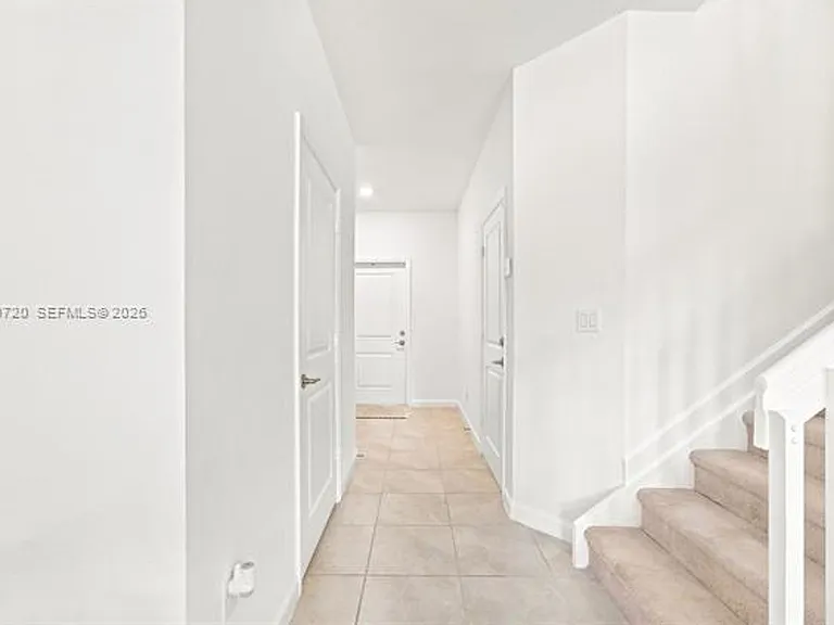25540 SW 108th Ave — Photo 10
