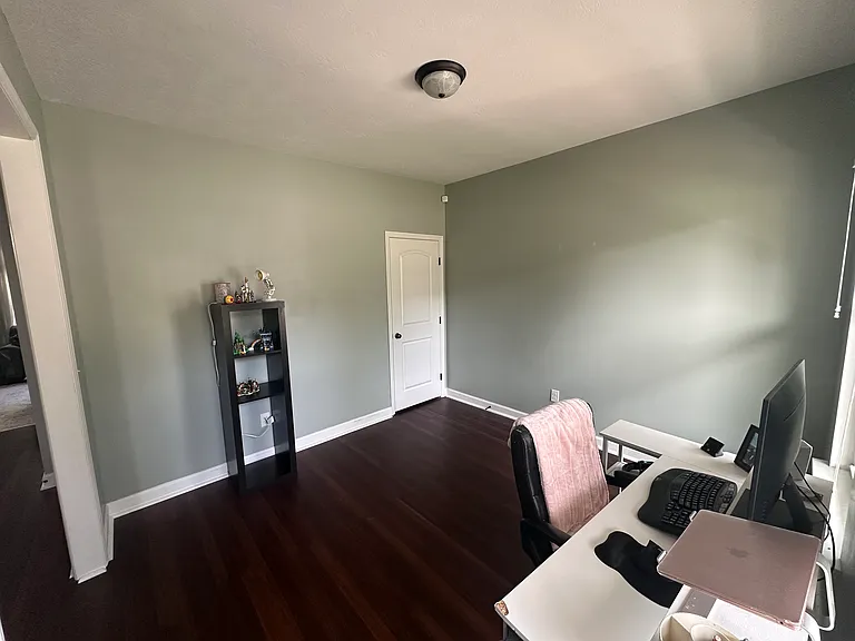 511 Sebastian Dr — Photo 4