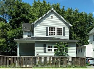 1207 Monroe Ave, Dunmore, PA 18509