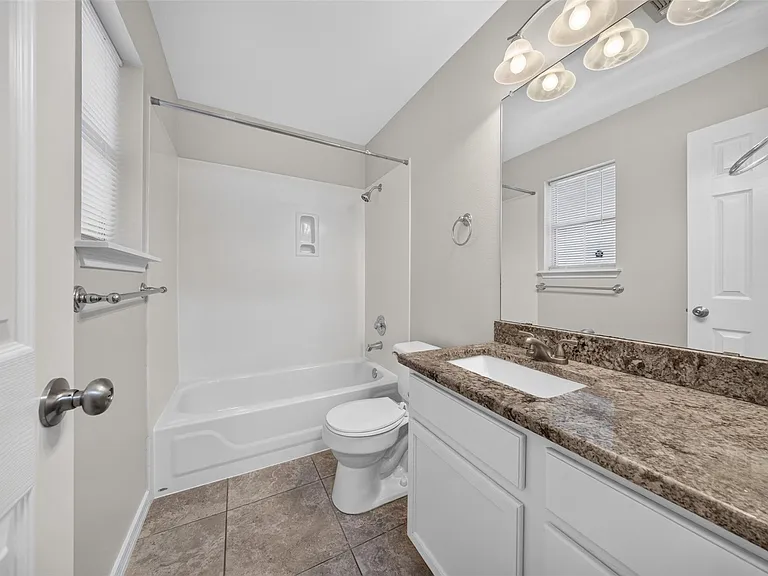 241 Brian Ln — Photo 24
