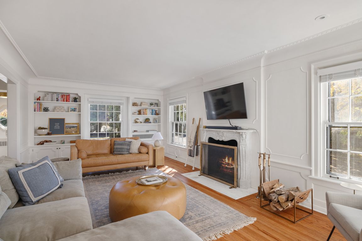 next background image