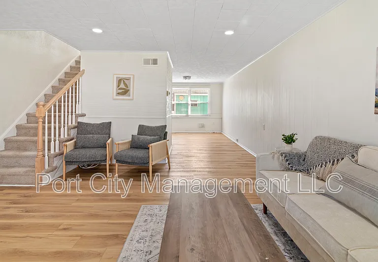 2025 Kelmore Rd #1 — Photo 17
