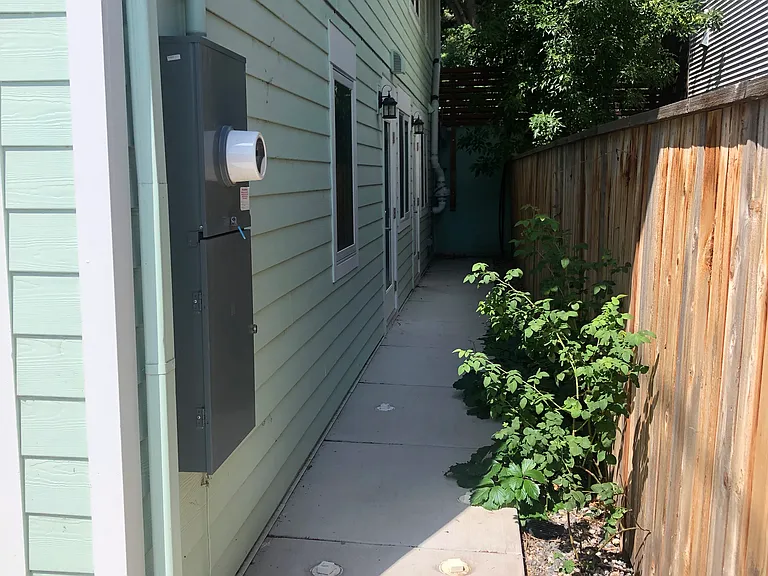 2904 4th St — Photo 33