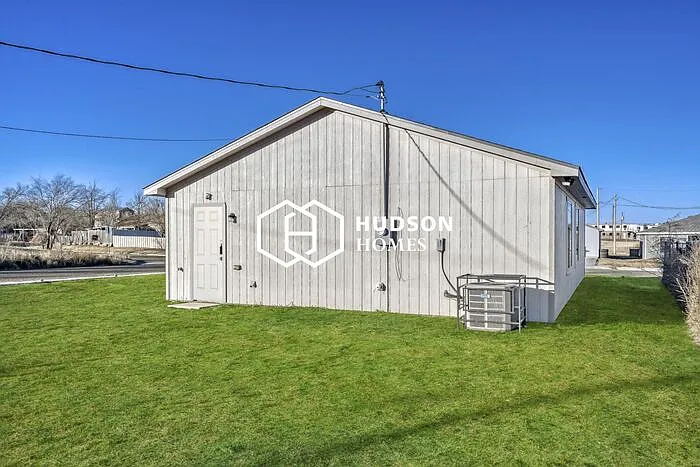 1200 N Van Buren St — Photo 12