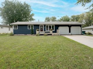 110 Louisiana Ave SW, Orange City, IA 51041